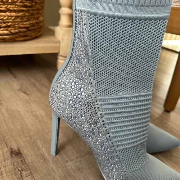NWT Steve Madden Maxwelle Knit Pointed Toe Boots Blue size 9 - Picture 3 of 13